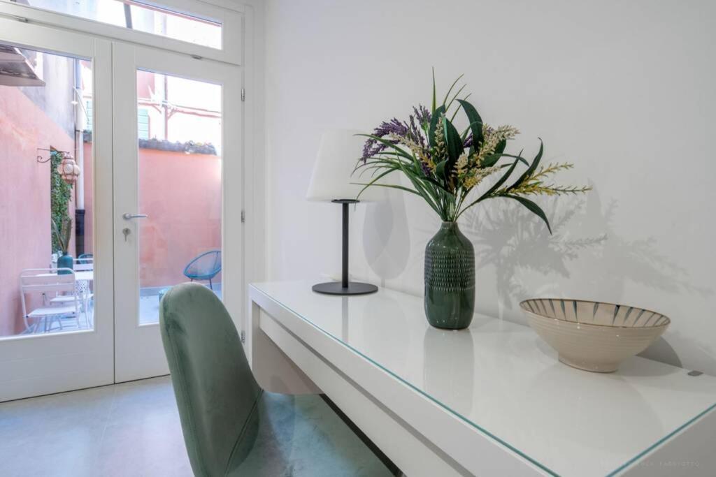 Ormesini Private Courtyard Apartment